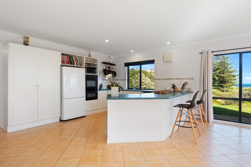 Photo - 8 Osprey Court, Hallett Cove SA 5158 - Image 21