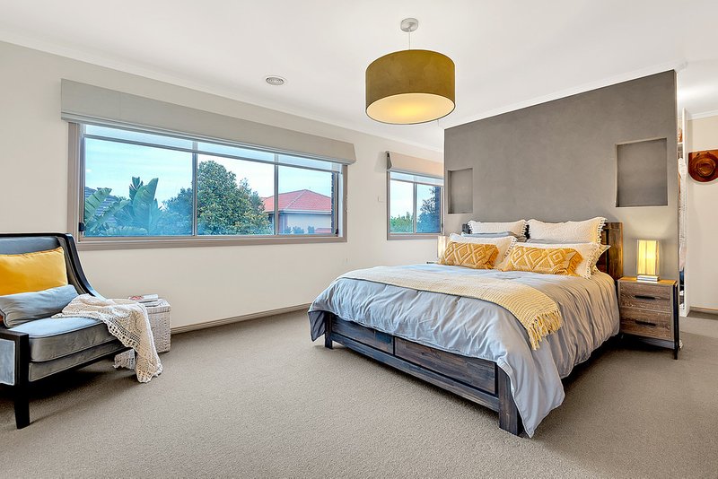 Photo - 8 Osprey Place, Craigieburn VIC 3064 - Image 17