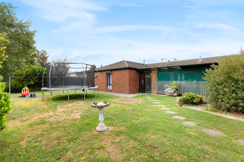 Photo - 8 Owen Court, Sebastopol VIC 3356 - Image 13