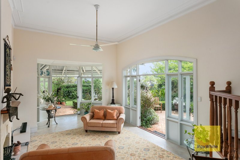 Photo - 8 Owston Street, Mosman Park WA 6012 - Image 2