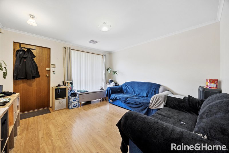 Photo - 8 Oxford Terrace, Blakeview SA 5114 - Image 4