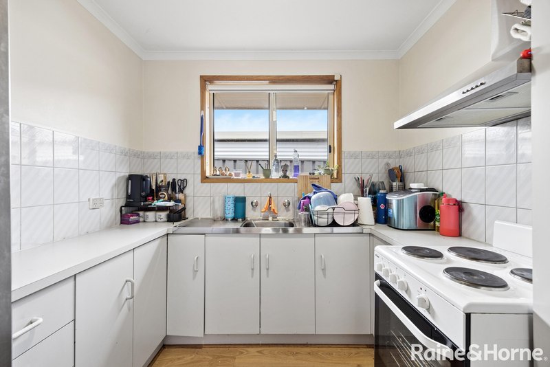 Photo - 8 Oxford Terrace, Blakeview SA 5114 - Image 6