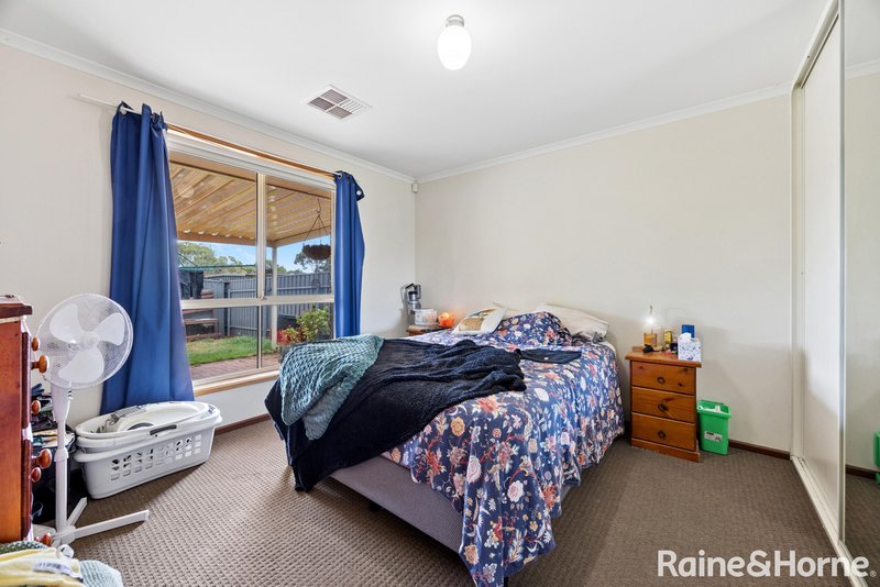 Photo - 8 Oxford Terrace, Blakeview SA 5114 - Image 9