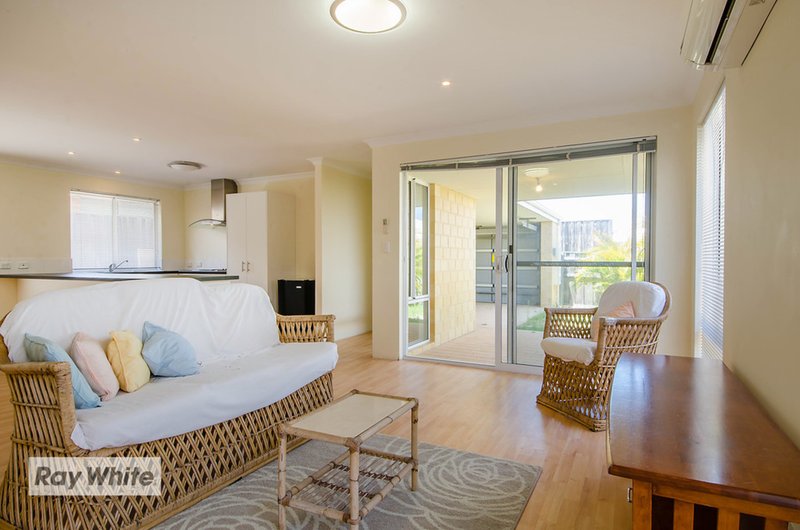 Photo - 8 Oyster Lane, Yanchep WA 6035 - Image 1