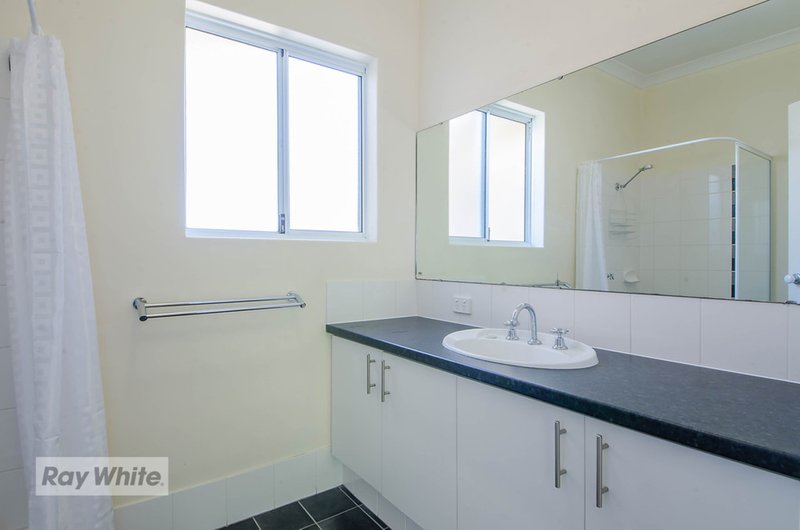 Photo - 8 Oyster Lane, Yanchep WA 6035 - Image 9