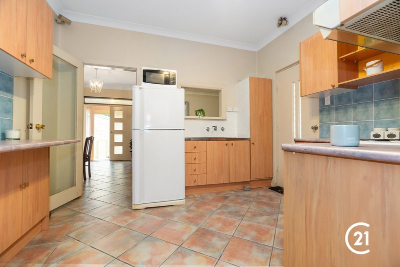 Photo - 8 Palm Springs Avenue, Glenning Valley NSW 2261 - Image 5