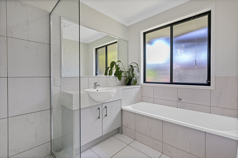 Photo - 8 Palmerston Cres , Beerwah QLD 4519 - Image 12
