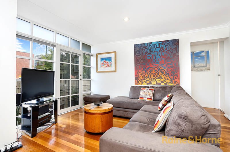 8 Parade Square, Maribyrnong VIC 3032