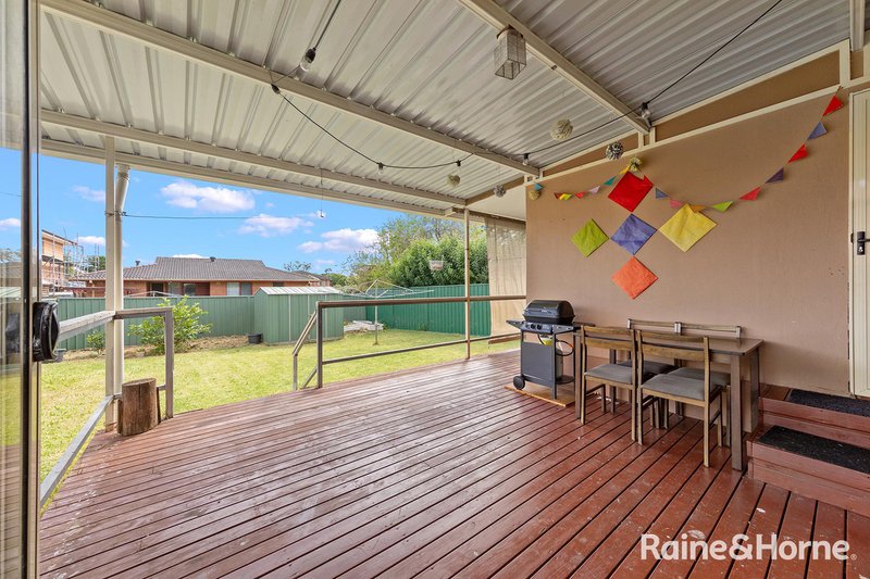 Photo - 8 Pardalote Street, Ingleburn NSW 2565 - Image 6