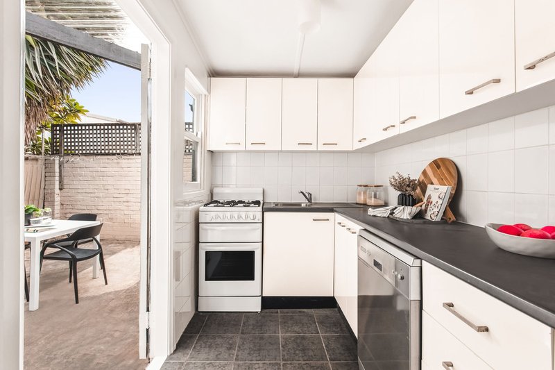 Photo - 8 Park Street, Erskineville NSW 2043 - Image 4