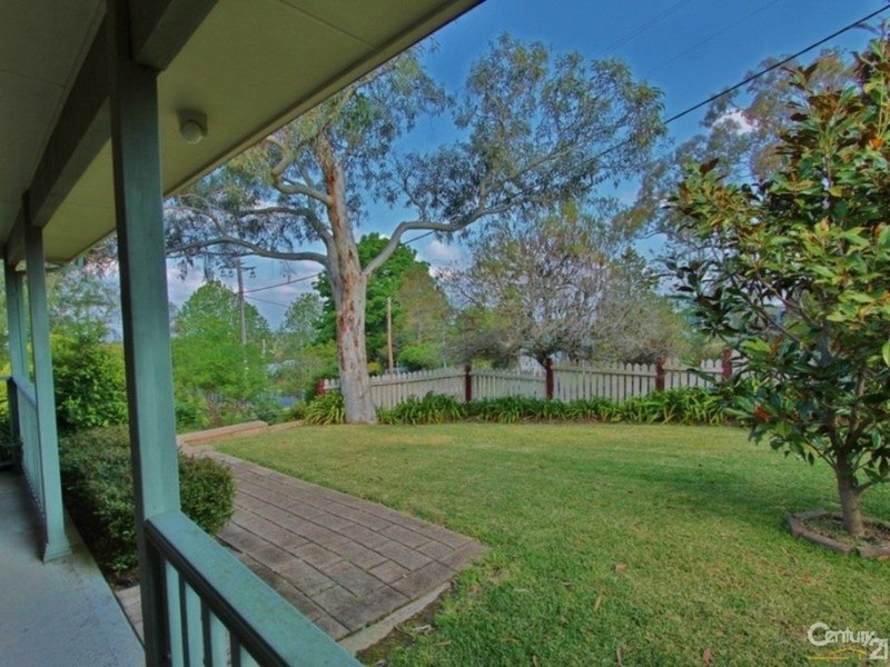 Photo - 8 Parker Street, Woodford NSW 2778 - Image 3