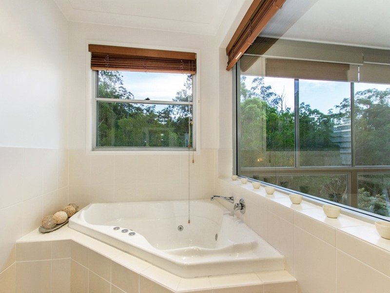 Photo - 8 Parkes Court, Reedy Creek QLD 4227 - Image 13