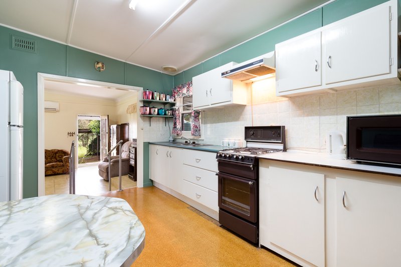 Photo - 8 Parkes Street, Manildra NSW 2865 - Image 3