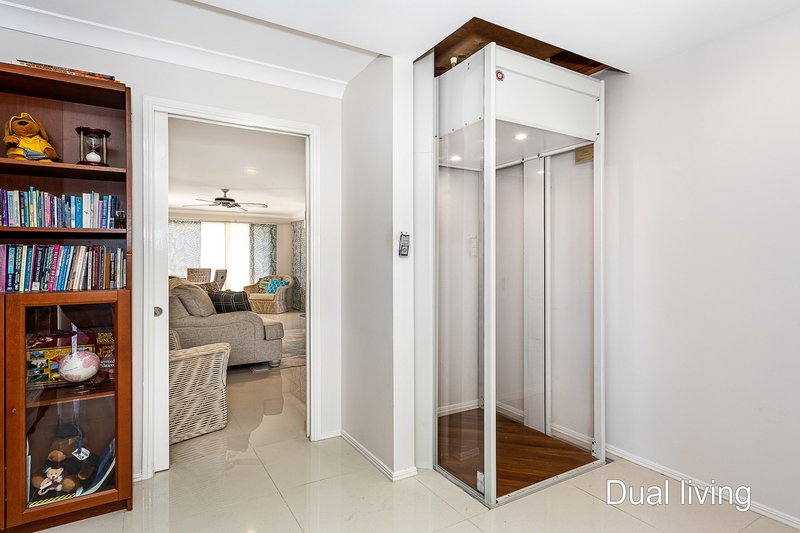 Photo - 8 Parklane Place, Highland Park QLD 4211 - Image 14