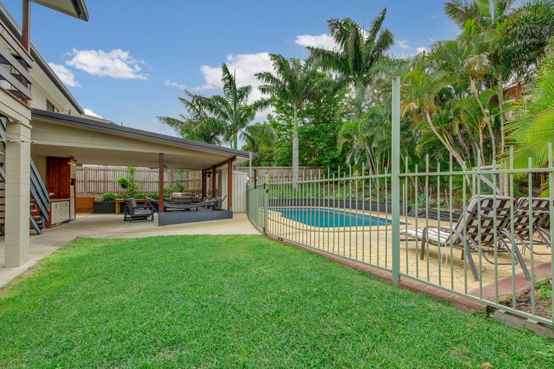 Photo - 8 Parkside Street, Tannum Sands QLD 4680 - Image 2