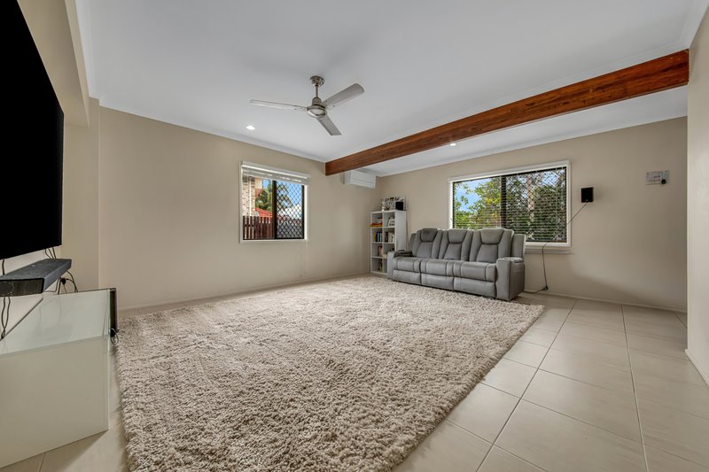 Photo - 8 Parkside Street, Tannum Sands QLD 4680 - Image 5