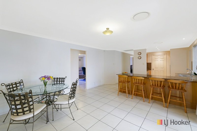 Photo - 8 Parraweena Road, Gwandalan NSW 2259 - Image 4