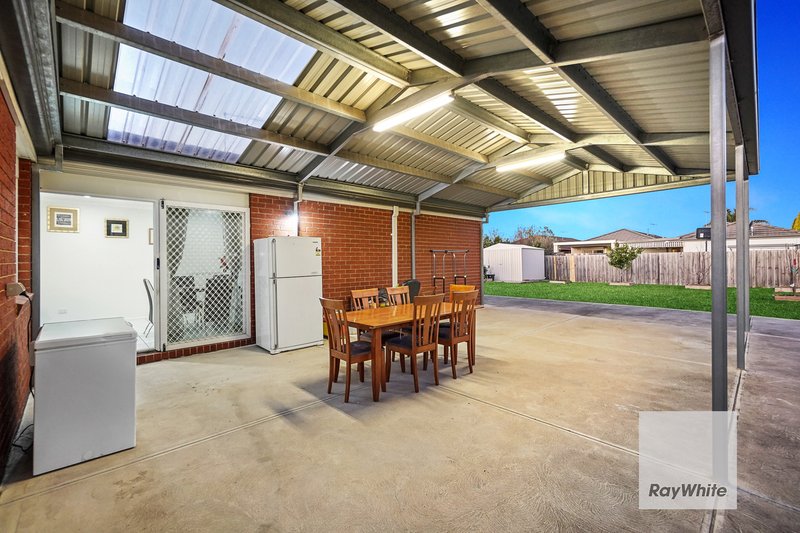 Photo - 8 Pavleka Street, Hillside VIC 3037 - Image 12