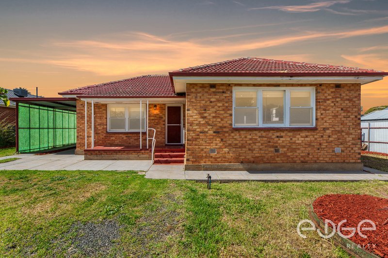 8 Peacock Road, Elizabeth Downs SA 5113