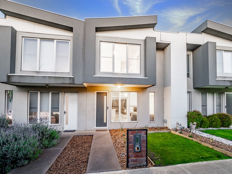 Photo - 8 Pebblebeach Path, Cranbourne VIC 3977 - Image 32