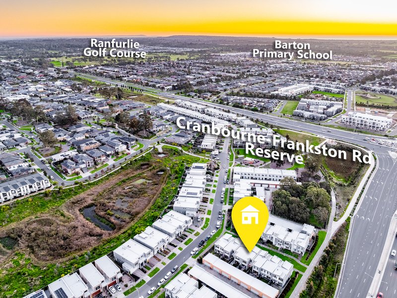 Photo - 8 Pebblebeach Path, Cranbourne VIC 3977 - Image 35