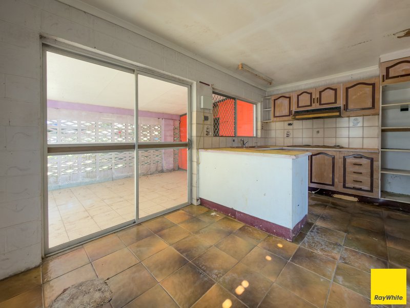 Photo - 8 Penda Close, Manoora QLD 4870 - Image 6