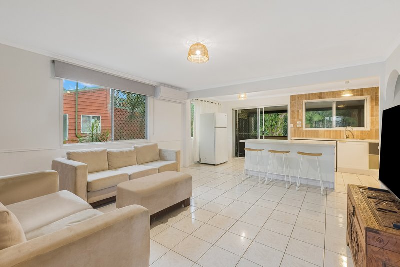 Photo - 8 Peninsula Drive, Bilambil Heights NSW 2486 - Image 4