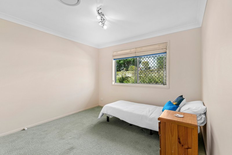 Photo - 8 Pepper Street, Bridgeman Downs QLD 4035 - Image 13