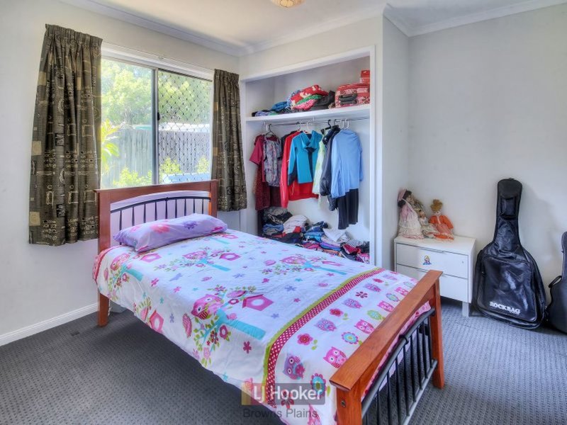 Photo - 8 Peppermint Street, Crestmead QLD 4132 - Image 5