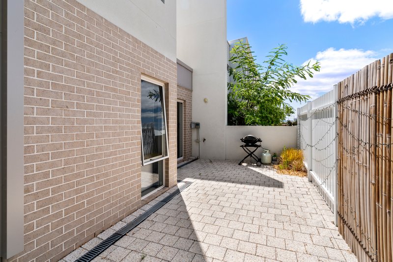 Photo - 8 Peridot Street, Treeby WA 6164 - Image 13