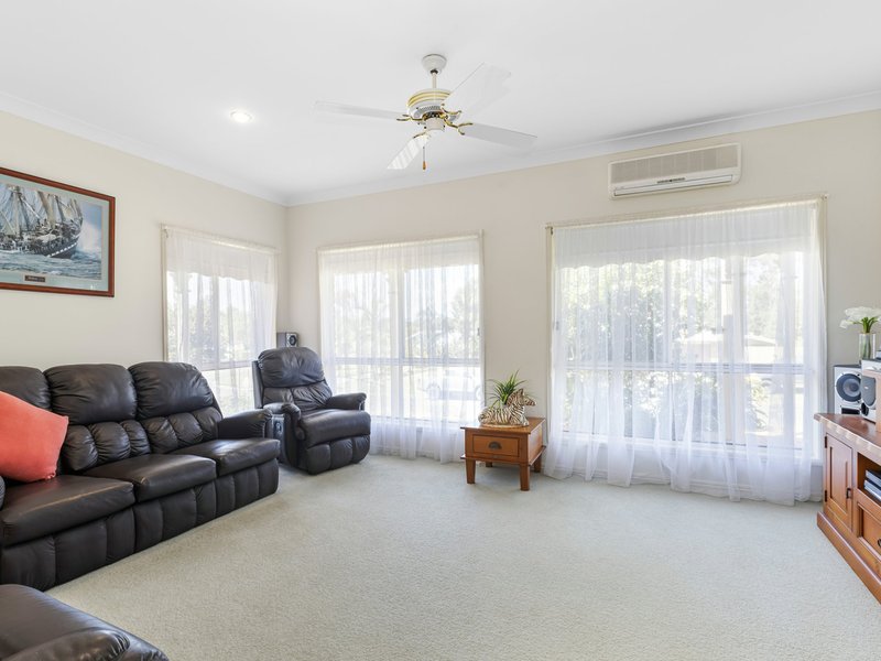 Photo - 8 Peterlyn Court, Beerwah QLD 4519 - Image 11