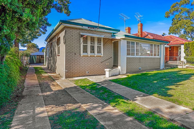 Photo - 8 Phillip Street, Tamworth NSW 2340 - Image 2