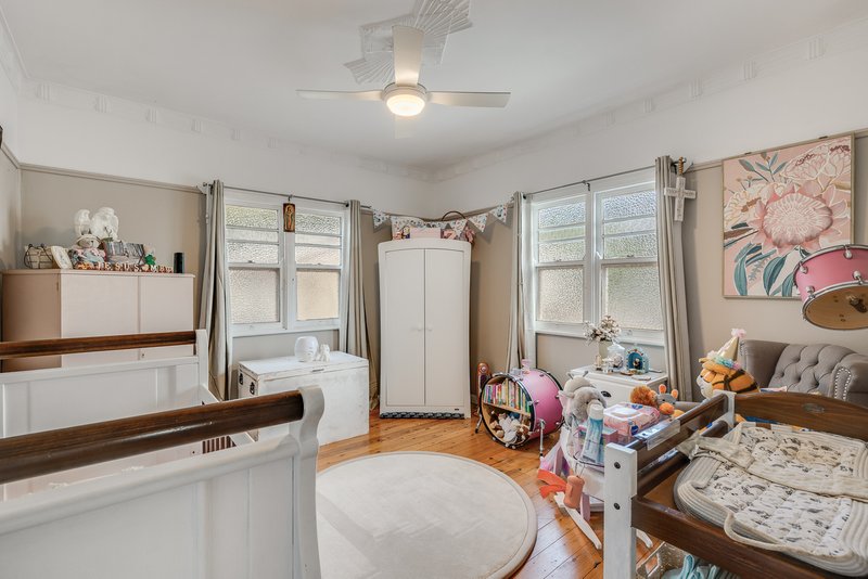 Photo - 8 Phyllis Street, Harristown QLD 4350 - Image 9