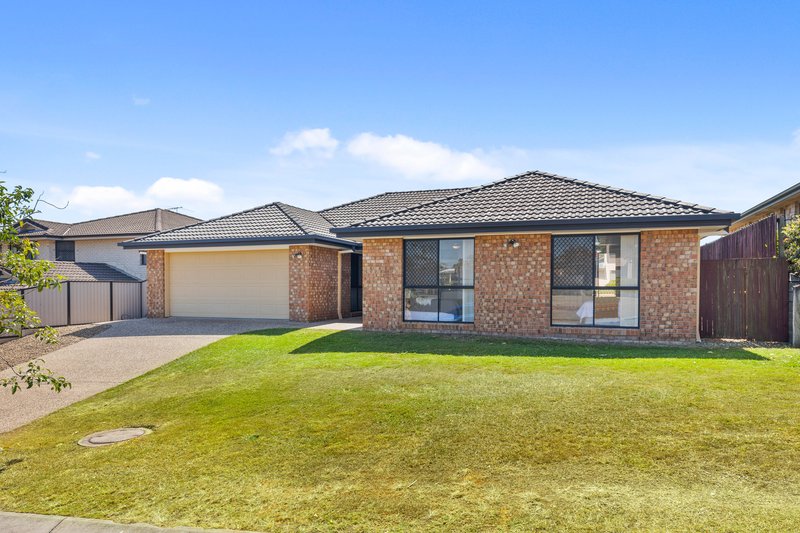 8 Picardie Close, Mansfield QLD 4122