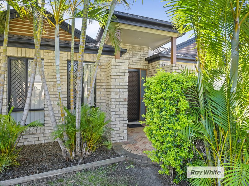 Photo - 8 Piccadilly Place, Forest Lake QLD 4078 - Image 2