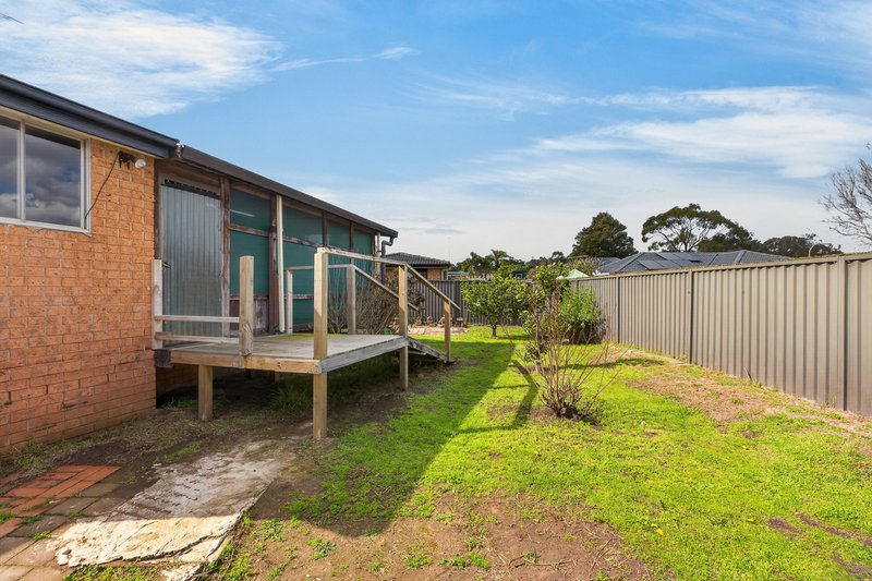 Photo - 8 Pickett Avenue, Minto NSW 2566 - Image 20