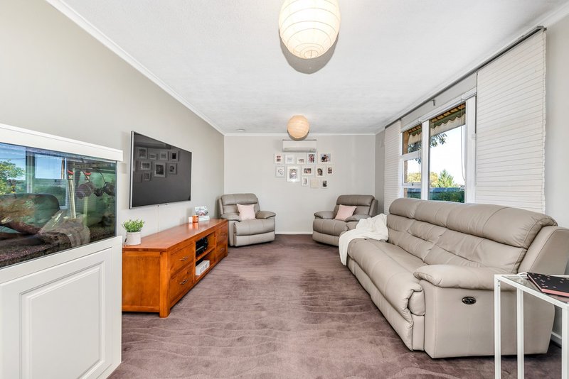 Photo - 8 Pinchbeck Street, Morphett Vale SA 5162 - Image 5