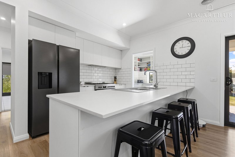 Photo - 8 Pine Court, Springvale NSW 2650 - Image 3