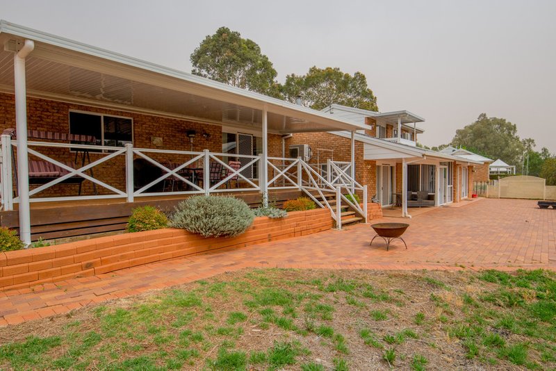 8 Pine Knoll Drive, Dubbo NSW 2830