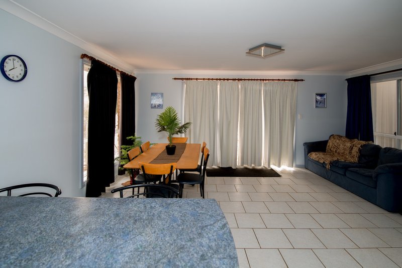 Photo - 8 Pine Knoll Drive, Dubbo NSW 2830 - Image 7