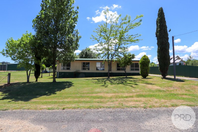 8 Pine Lane, Tumbarumba NSW 2653