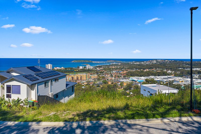 Photo - 8 Pinnacle Way, Coffs Harbour NSW 2450 - Image 4