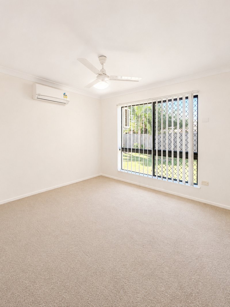 Photo - 8 Pinnata Place, Kirwan QLD 4817 - Image 8