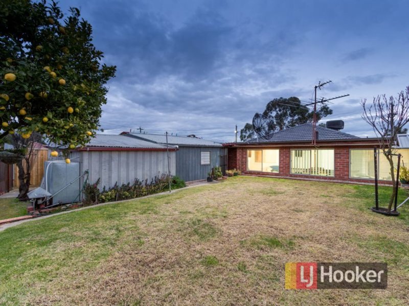 Photo - 8 Plateau Crescent, Hampton Park VIC 3976 - Image 12