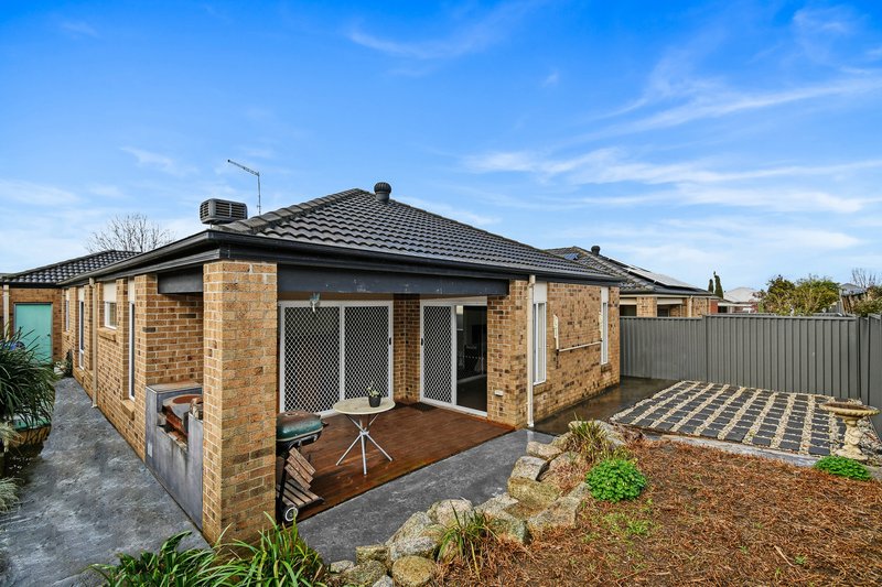 Photo - 8 Platt Close, Pakenham VIC 3810 - Image 10