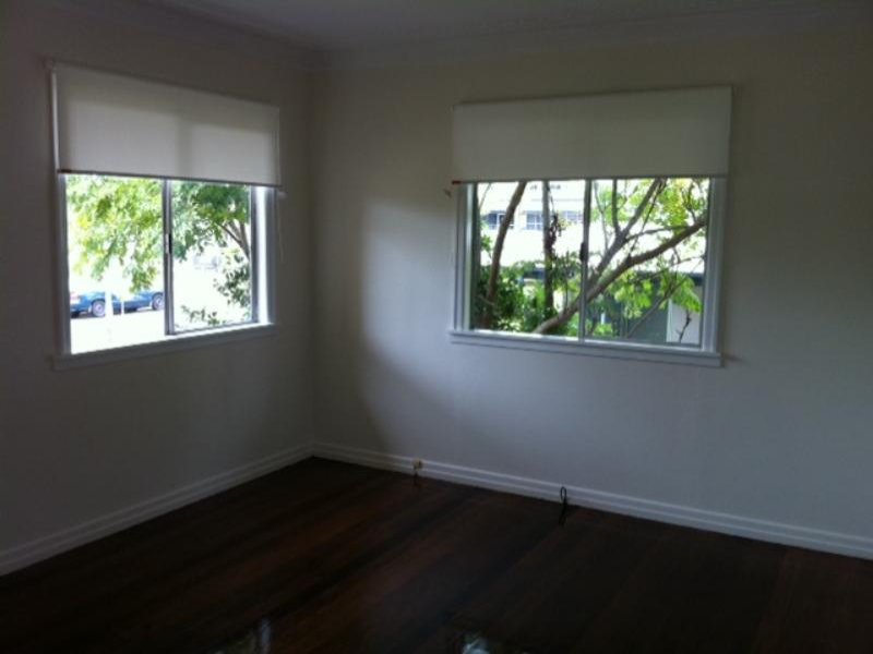 Photo - 8 Playfield Street, Chermside QLD 4032 - Image 3