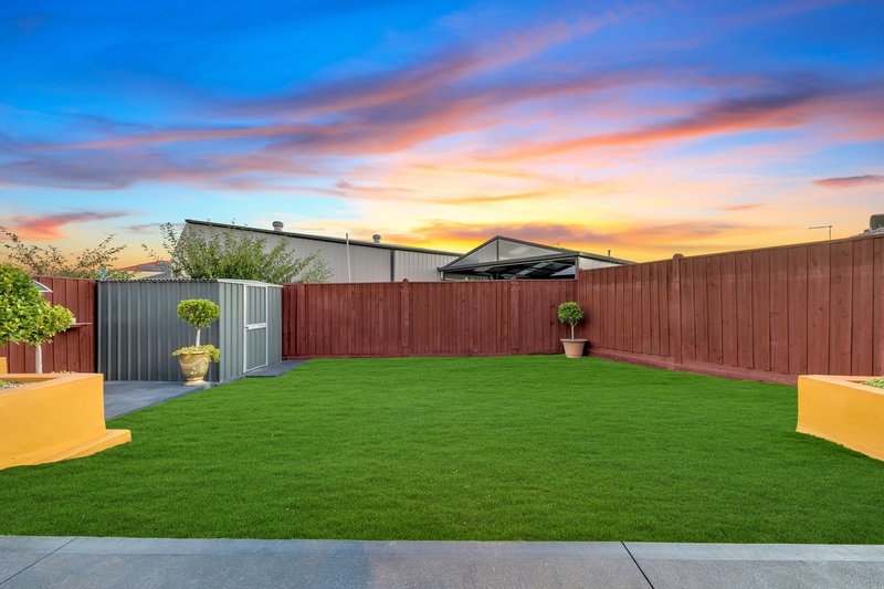 Photo - 8 Playfields Place, Wollert VIC 3750 - Image 21