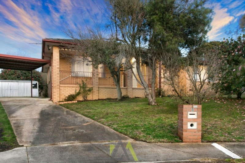 8 Plover Close, Frankston VIC 3199