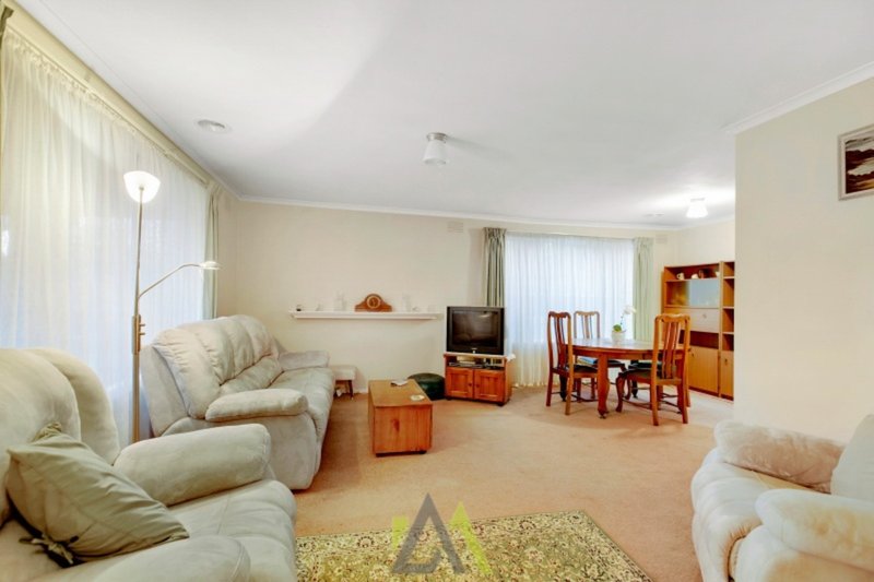 Photo - 8 Plover Close, Frankston VIC 3199 - Image 4