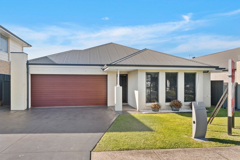 Photo - 8 Polsson Street, Horsley NSW 2530 - Image 1